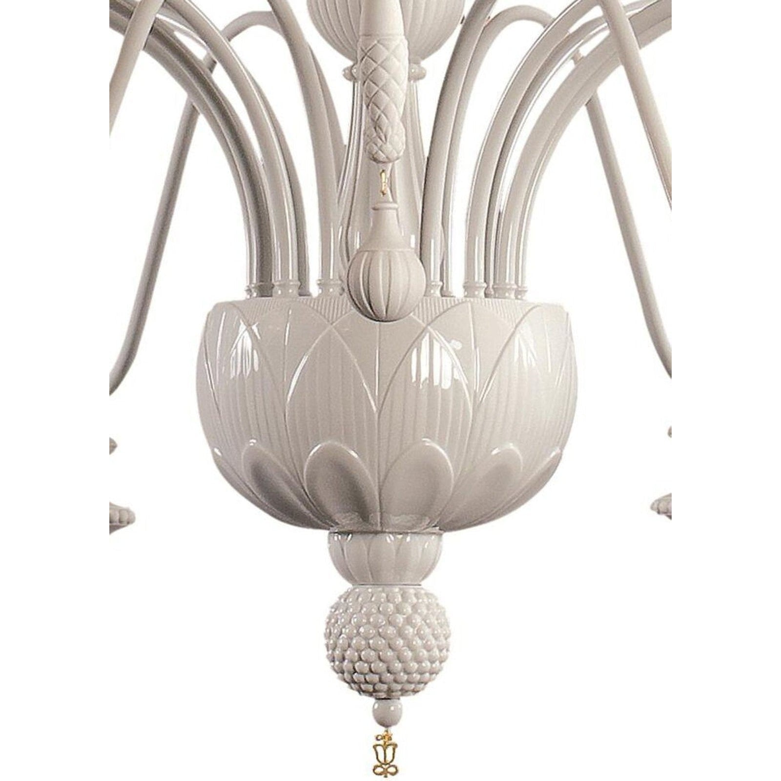 Vintage Nexora 16 Light Chandelier