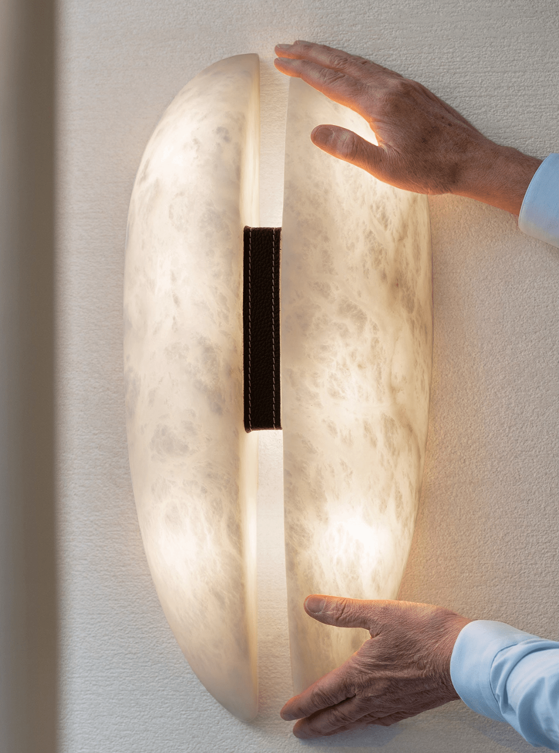 Alabaster Veil Wall Sconce - Vakkerlight