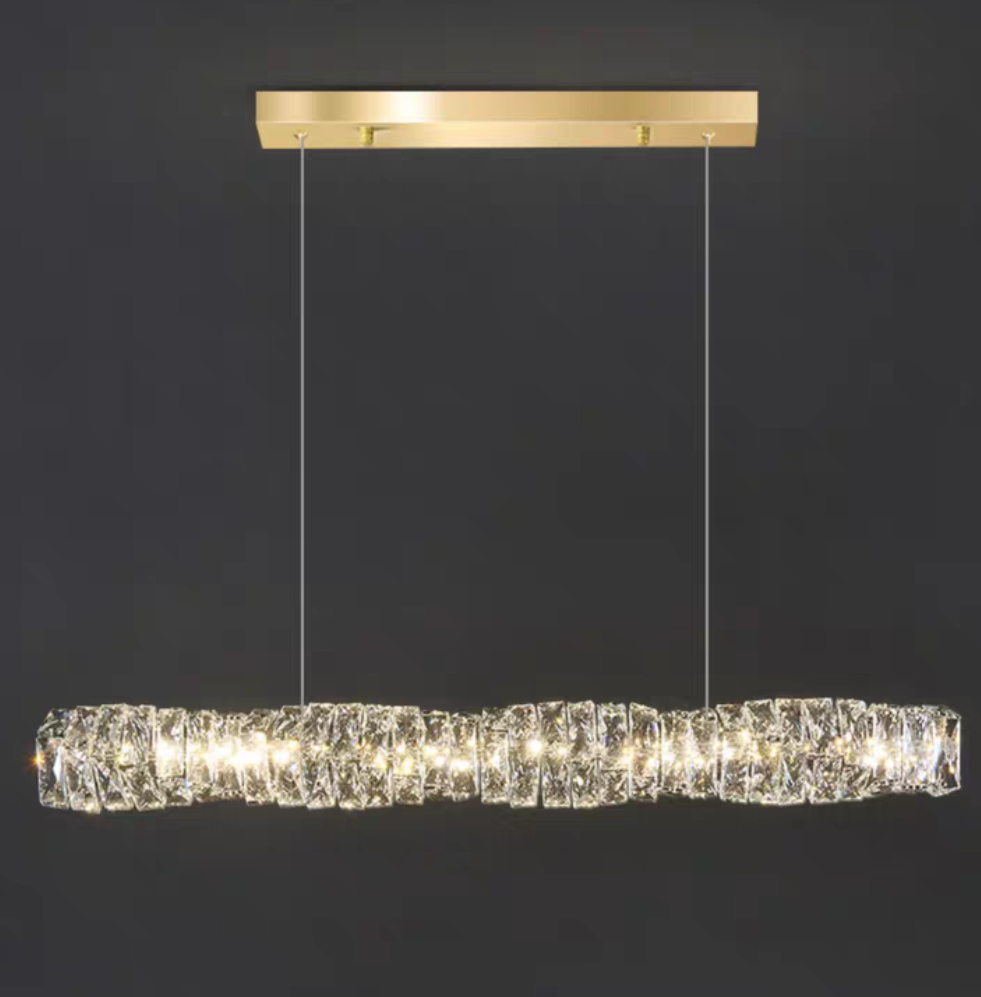 chandelier,chandeliers,long table,big table,kitchen island,dining table,round table,crystal,gold,brass,metal,chain,adjustable