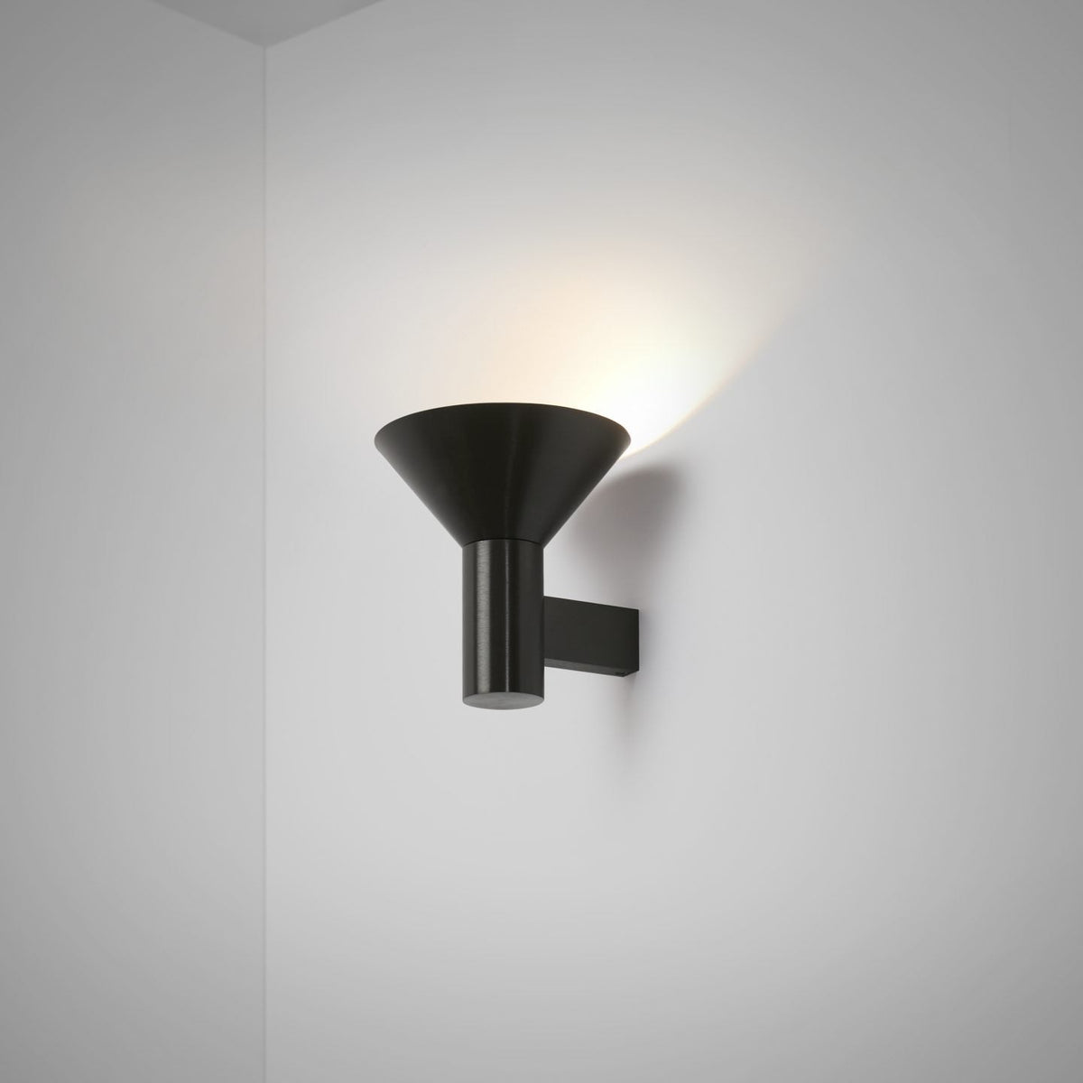 Torres Alabaster Wall lamp-Wall Sconces-Jecanoli