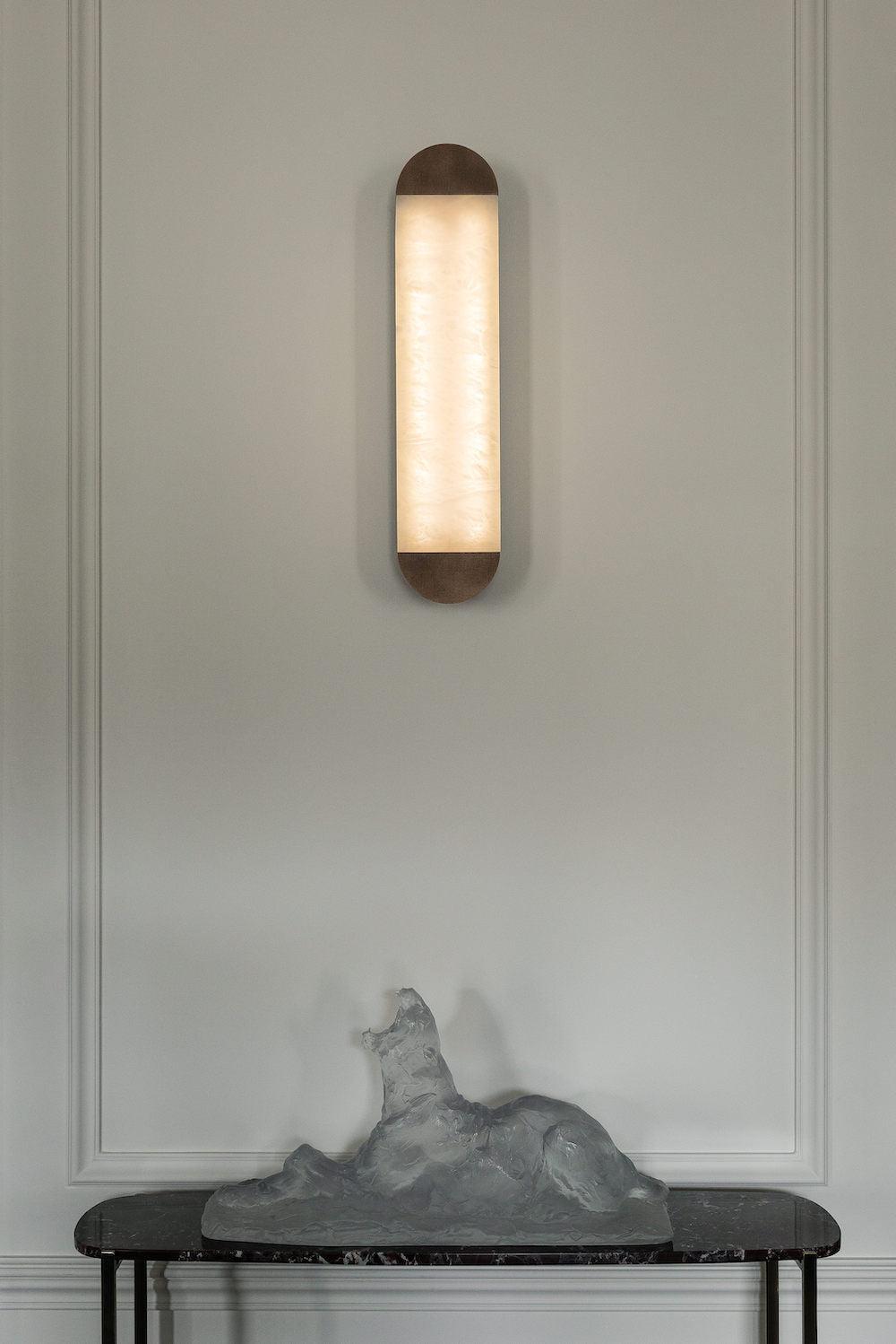 Ghost alabaster wall sconce-Jecanoli