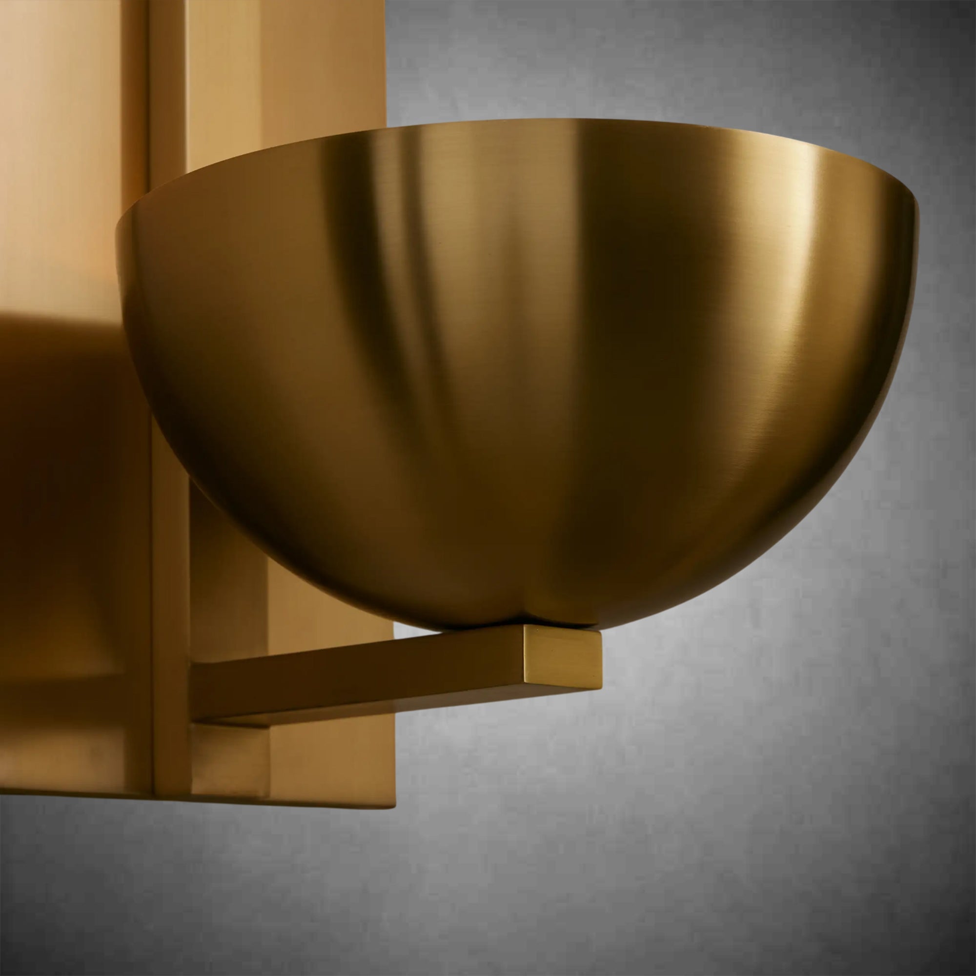 Belmira Sconce