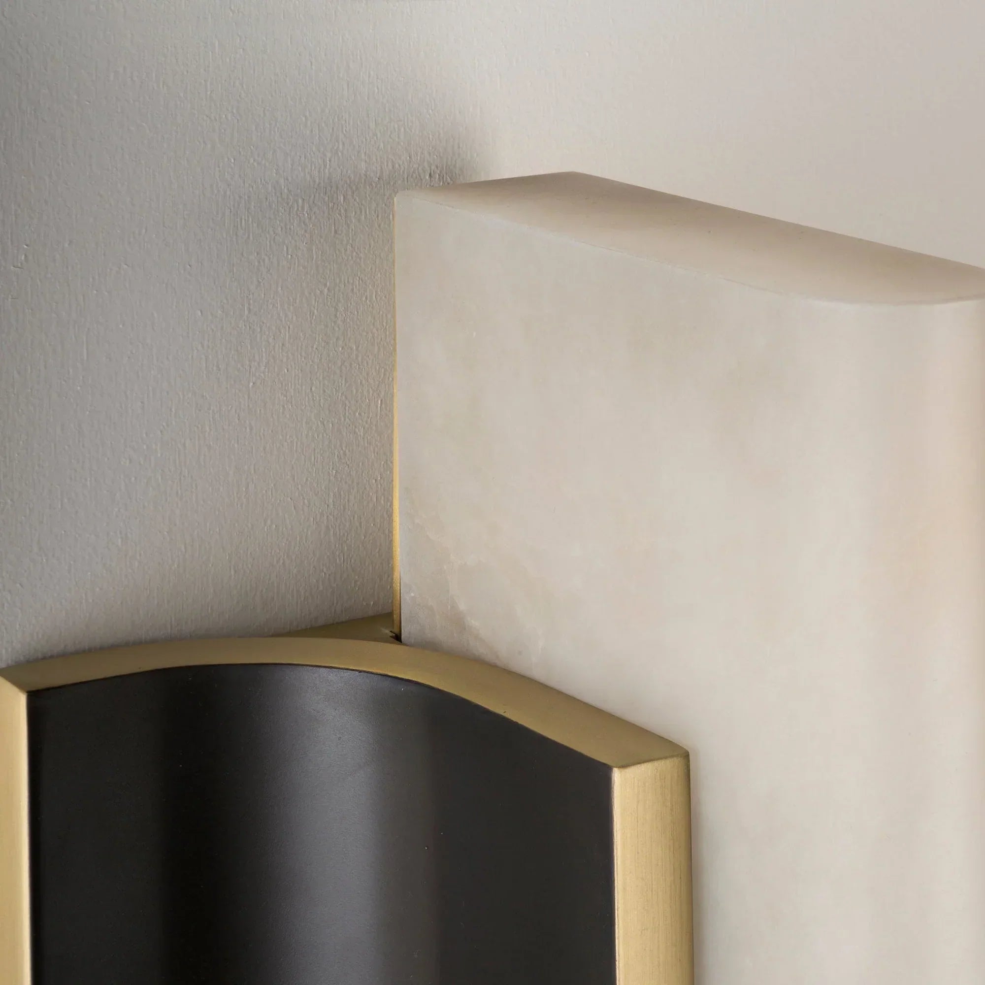 Timide Alabaster Sconce