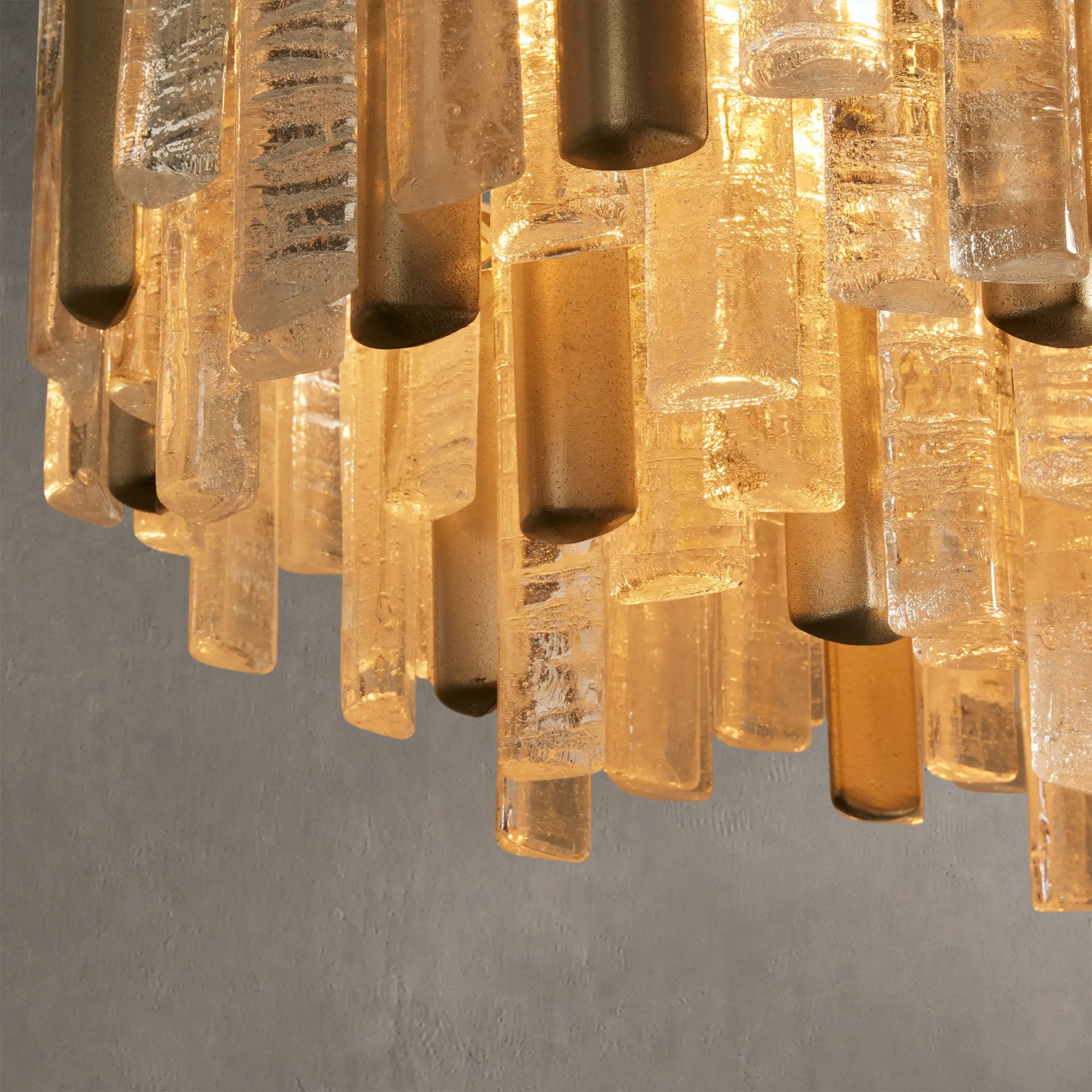 Neve Linear Chandelier