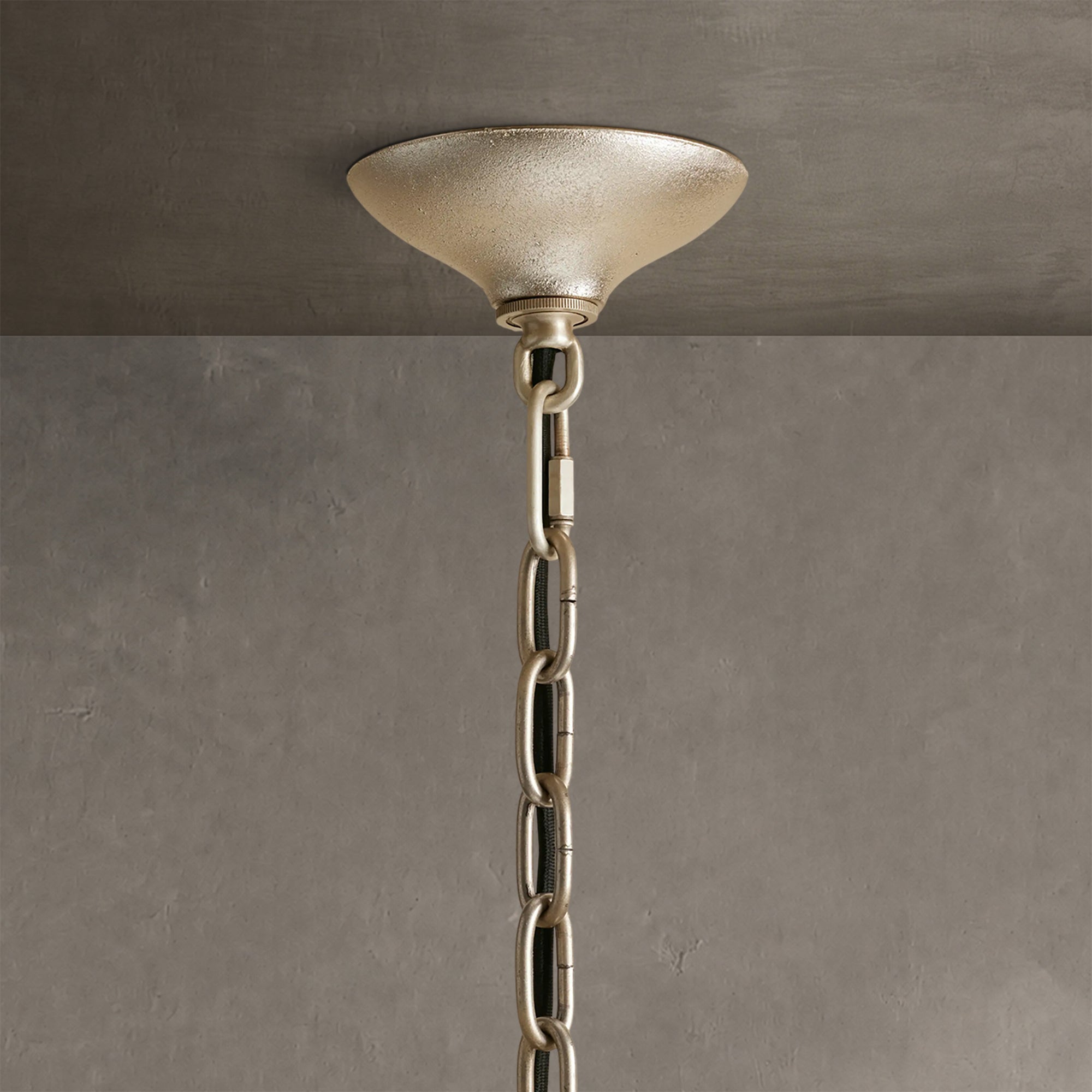Neve Pendant