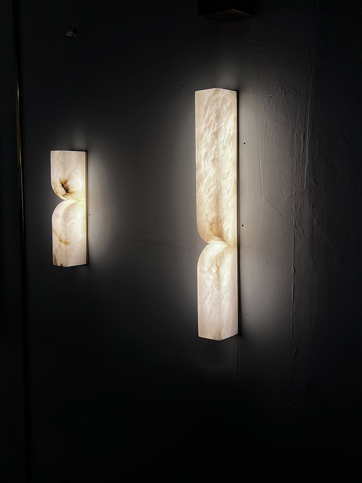 Alabaster Essence Wall Sconce - Vakkerlight