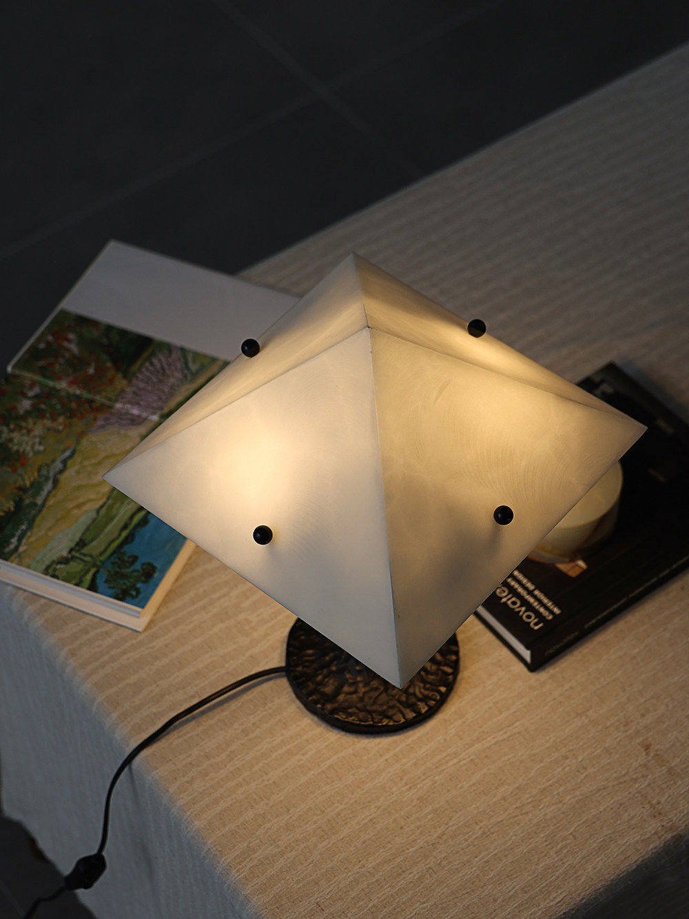 Apex Alabaster Prism Table Lamp - Vakkerlight