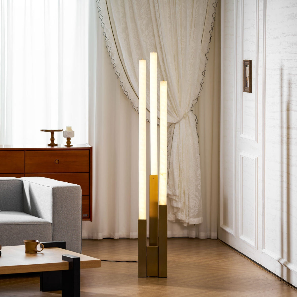 Callisto Alabaster Floor Lamp - Vakkerlight