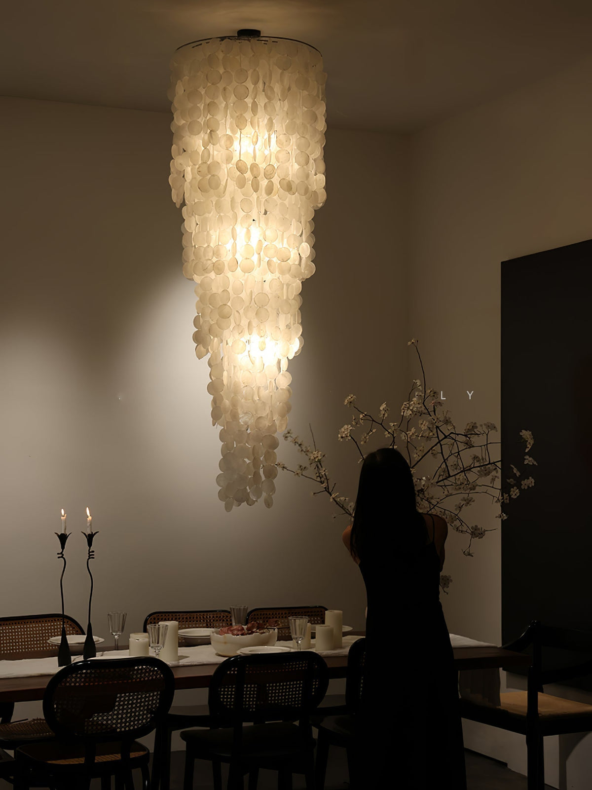 Modern Nerida Shell Chandelier-Chandelier-Jecanoli