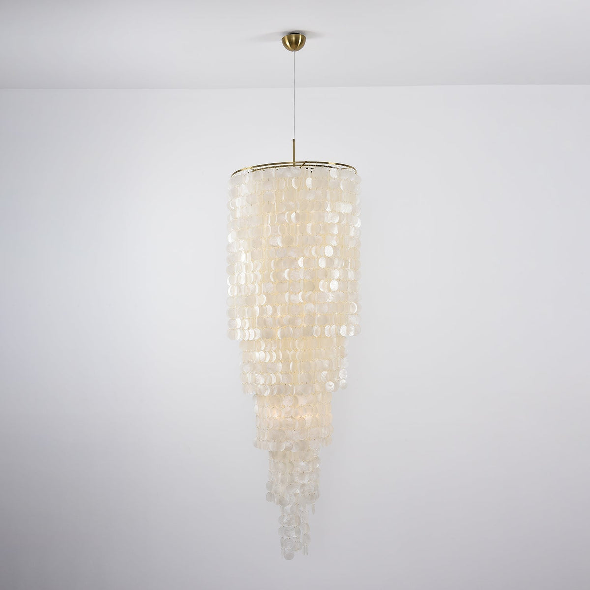 Modern Nerida Shell Chandelier-Chandelier-Jecanoli