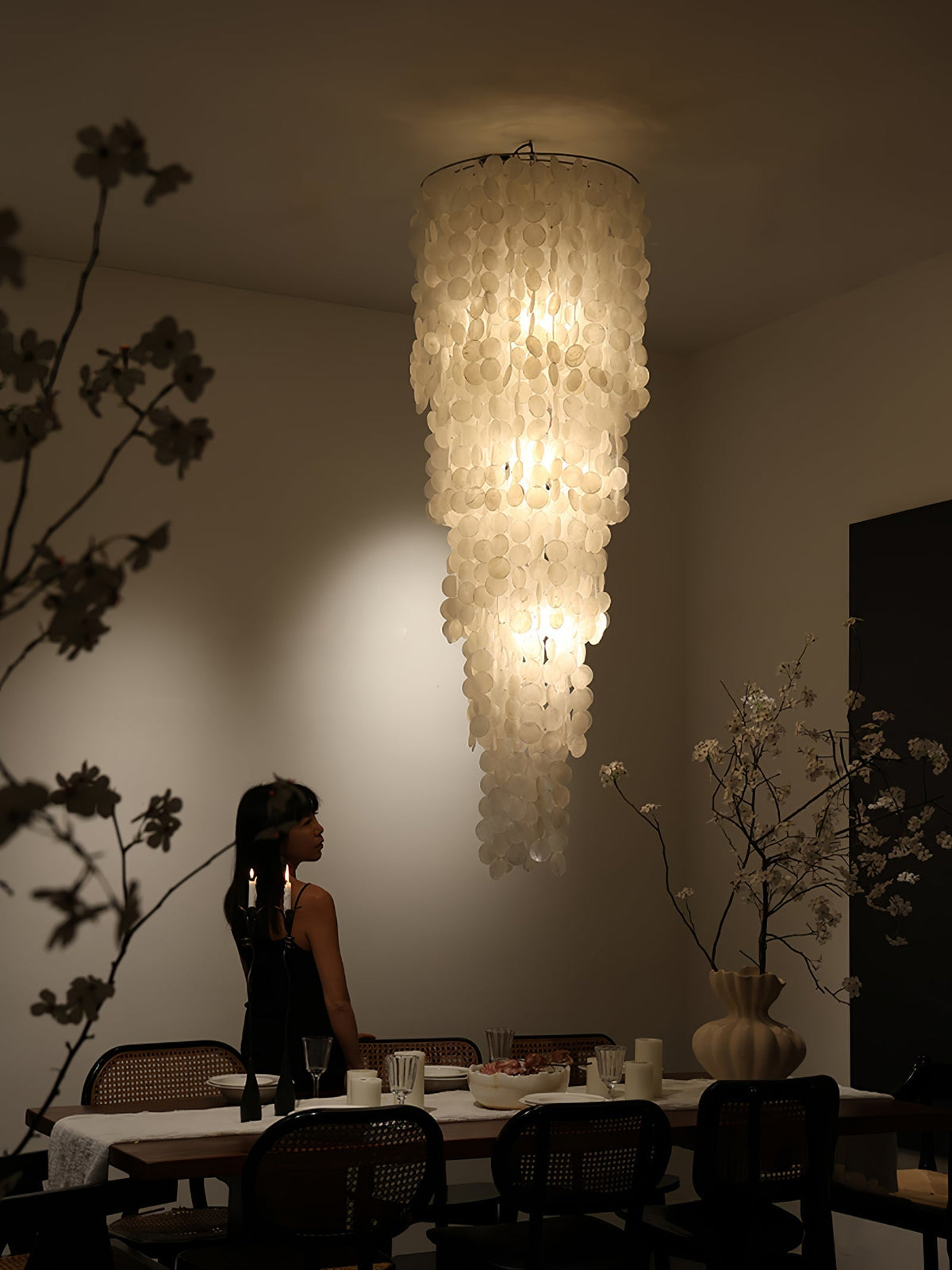 Modern Nerida Shell Chandelier-Chandelier-Jecanoli
