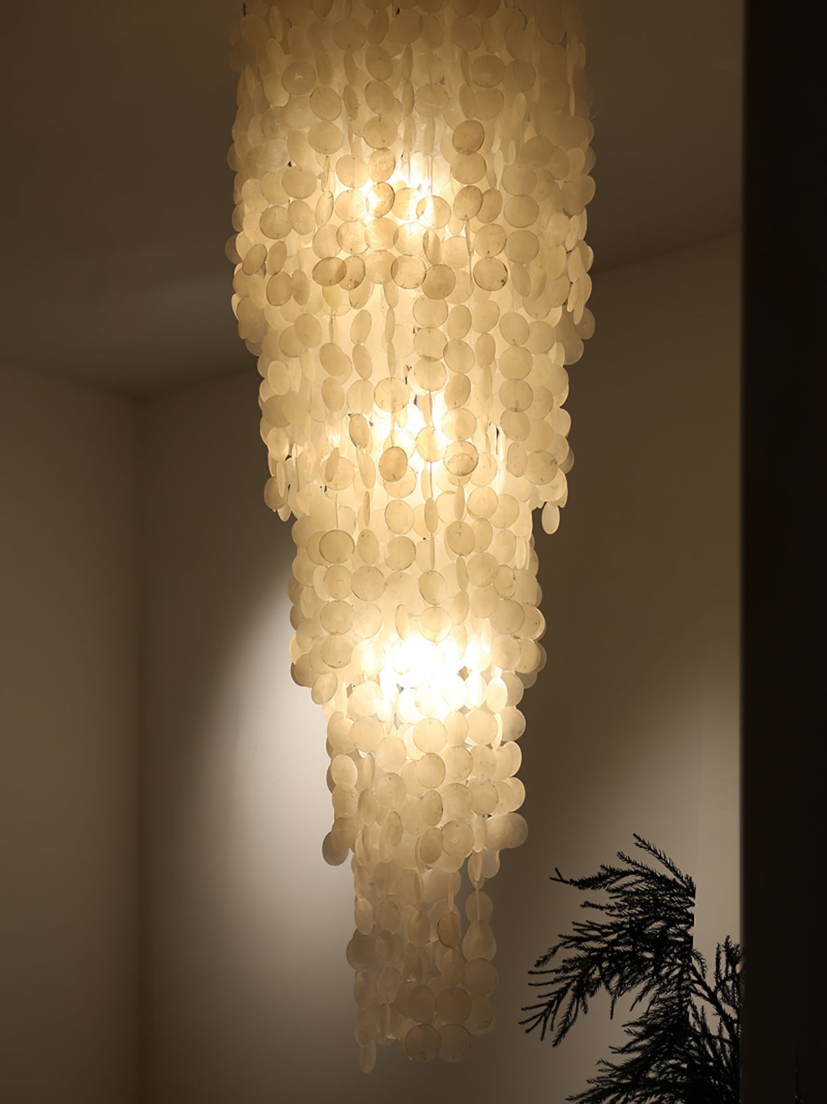 Modern Nerida Shell Chandelier-Chandelier-Jecanoli