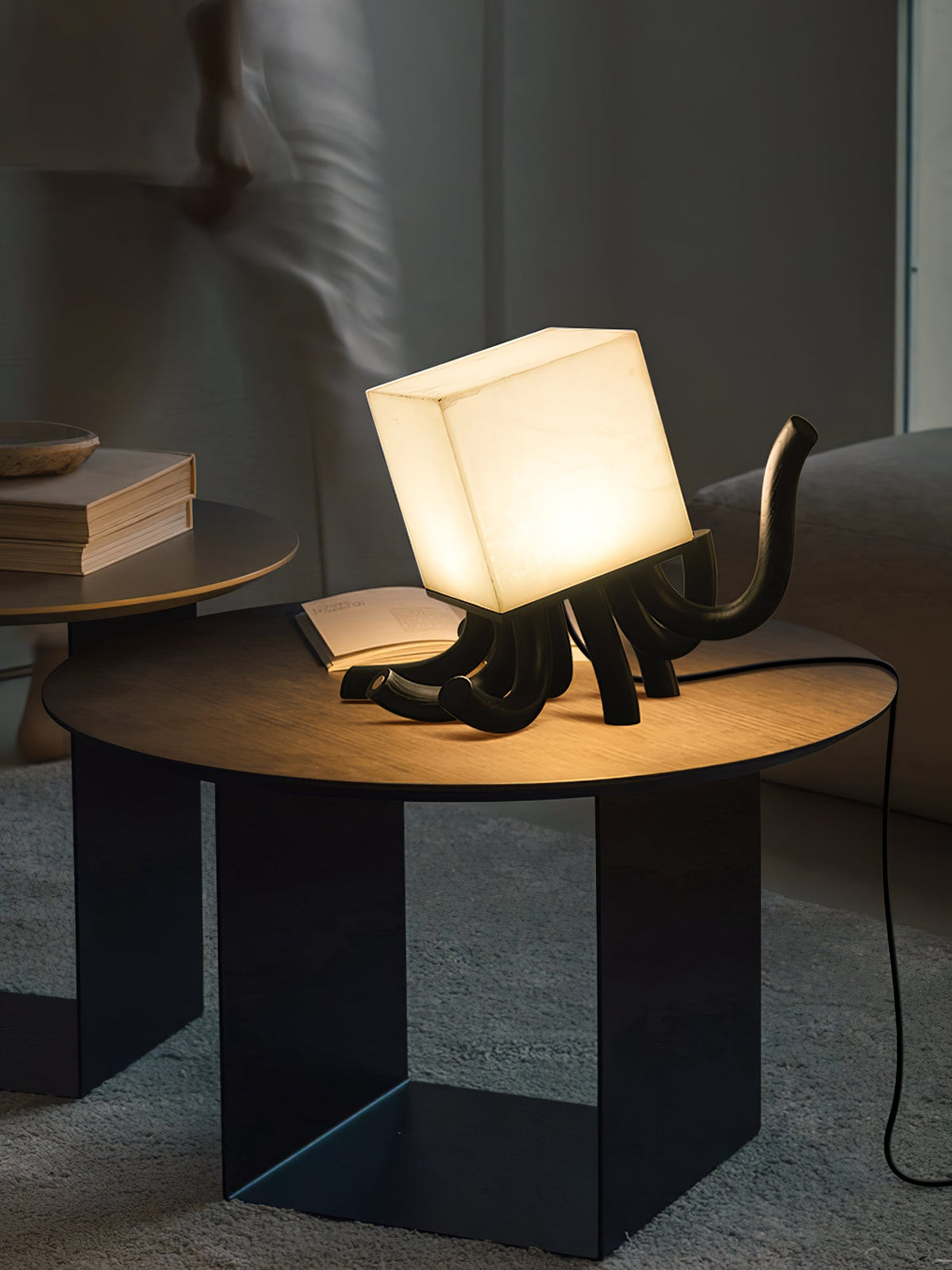 Octavia Table Lamp - Vakkerlight