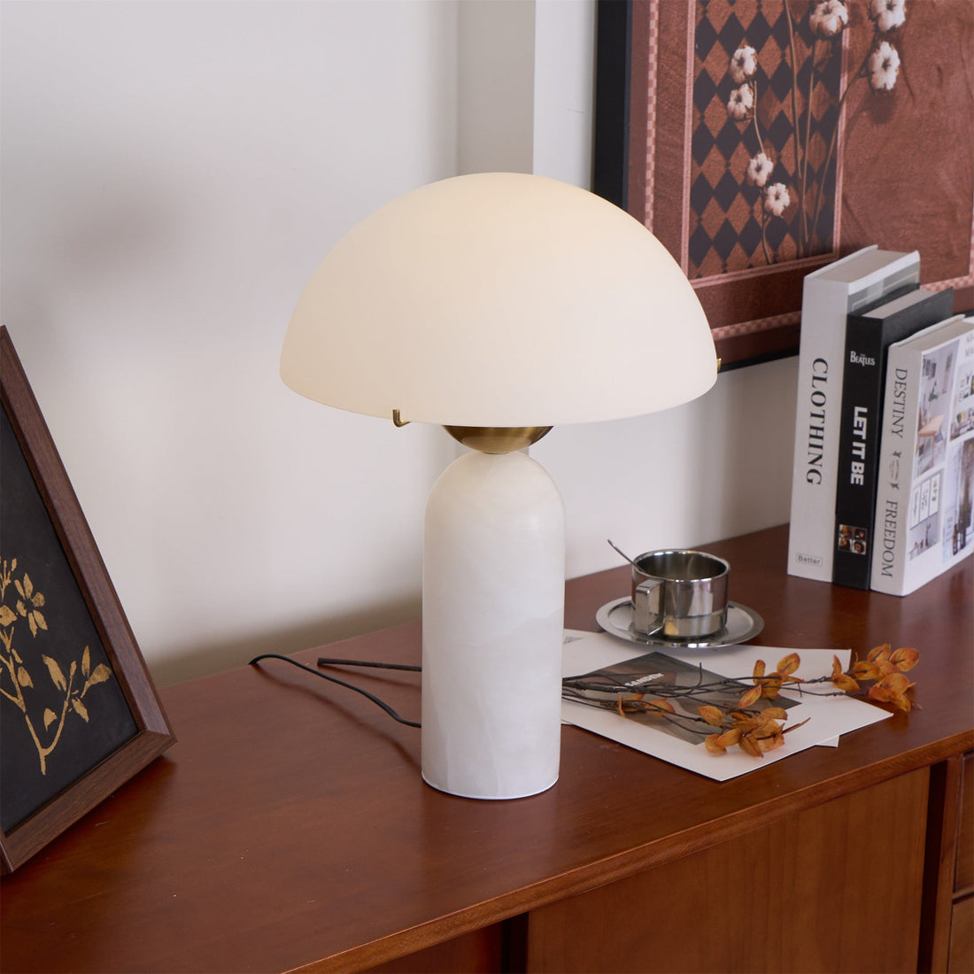 Peono Alabaster Table Lamp - Vakkerlight