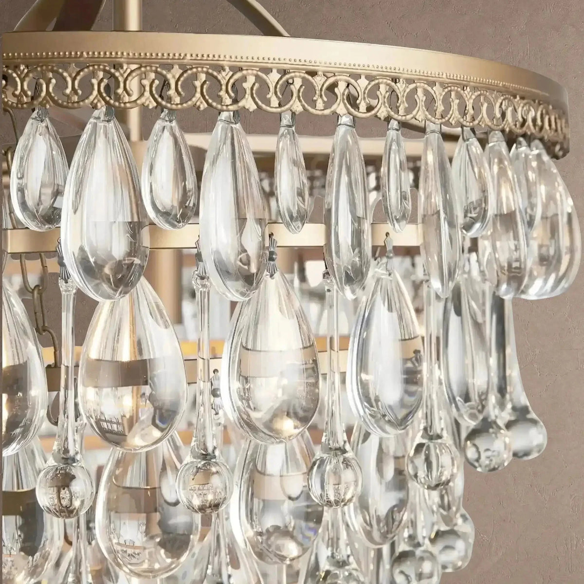 Anabelle Round Chandelier 17''23''H - 23''Jecanoli