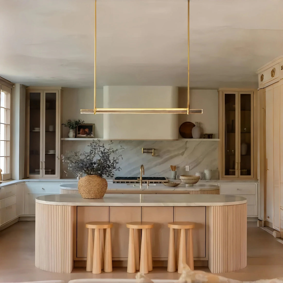 Audubon Alabaster Single Bar Linear Chandelier-Jecanoli