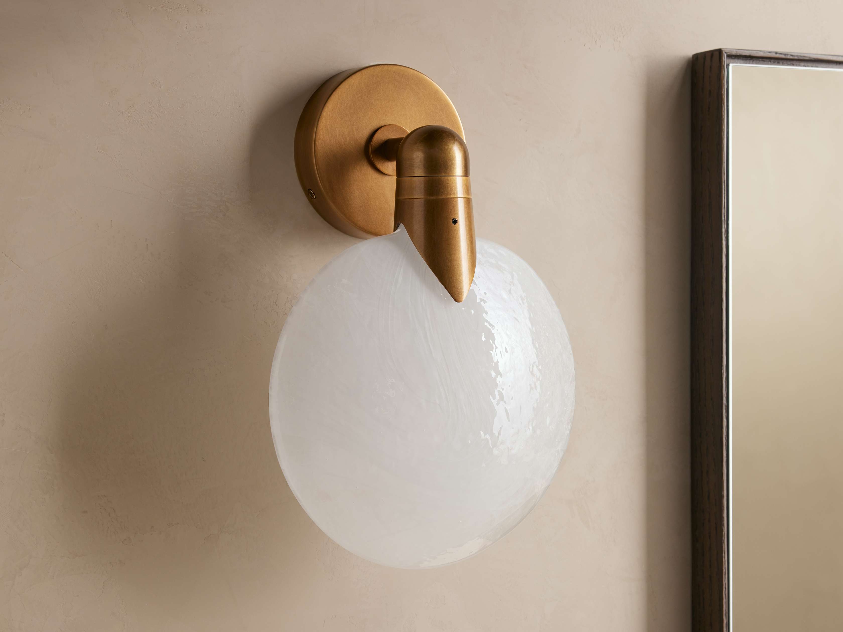 https://cdn.shopify.com/s/files/1/0778/2046/1351/files/fanci-sconces-wall-lighting-lyla-sconce-2.jpg?v=1767151289