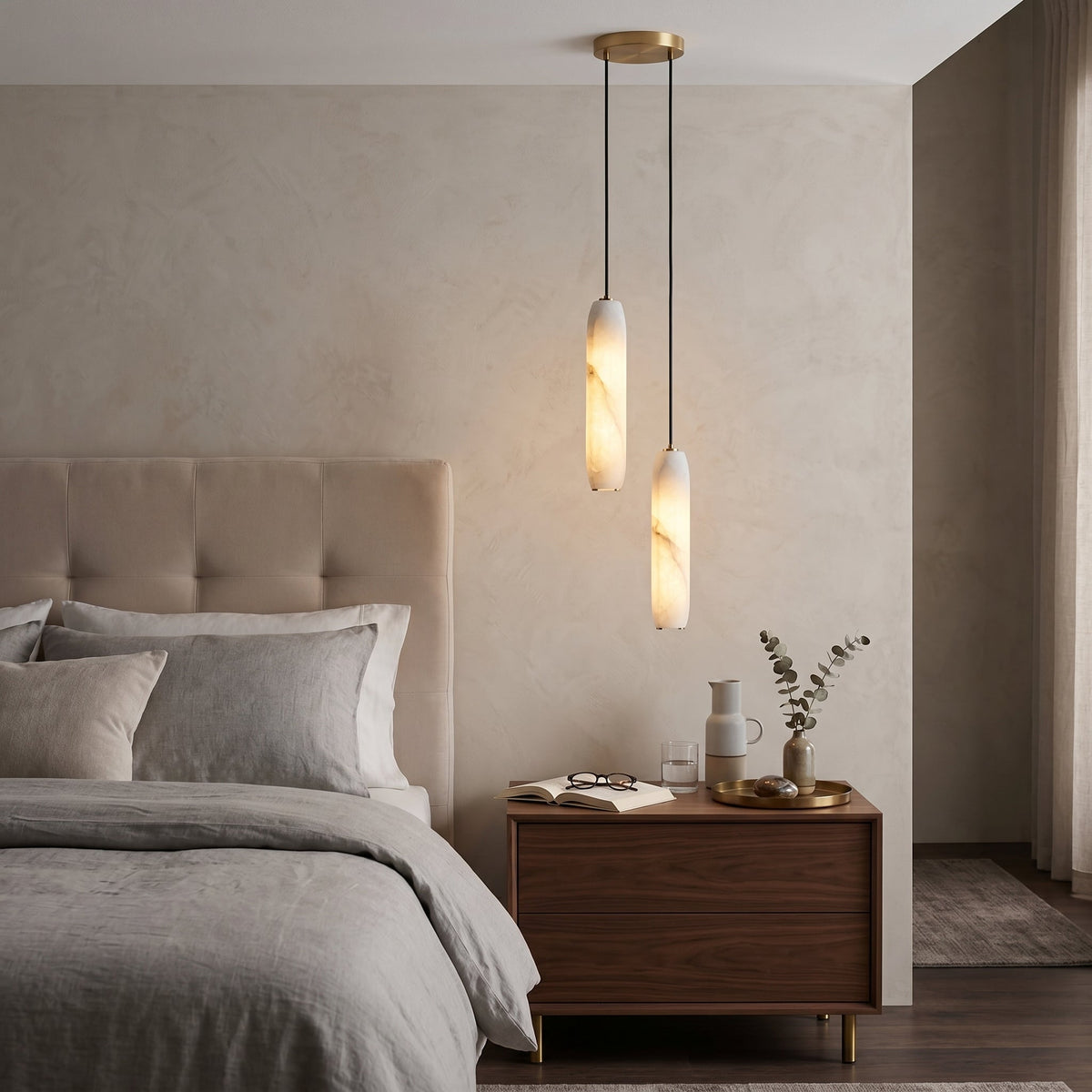 Flute Alabaster Chandelier - 2 headsBrass & White-Jecanoli