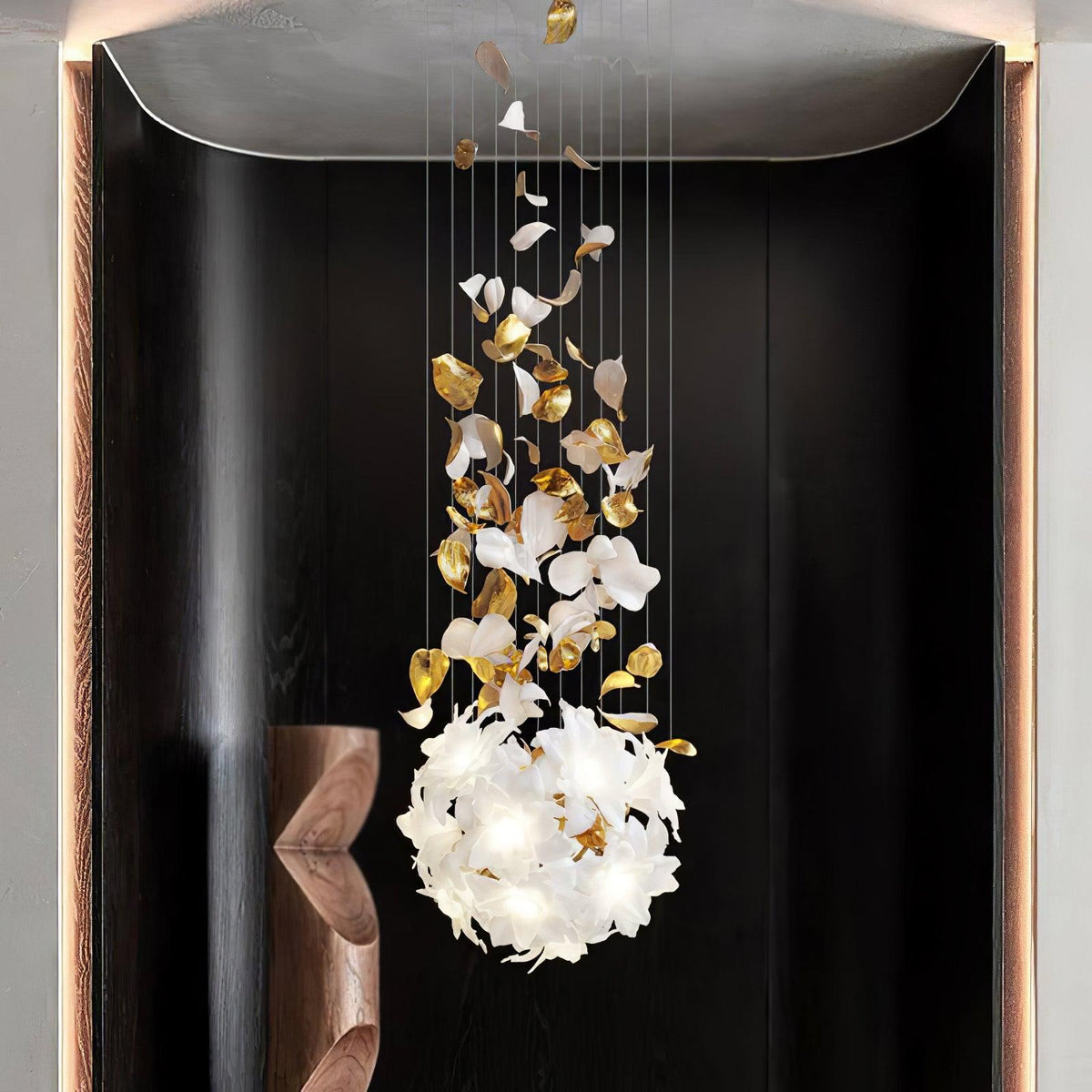 Flying Flowers Fluttering Chandelier - Model F L 31.5″ x H 23.6″ / L 80cm x H 60cmBrass & White-Jecanoli