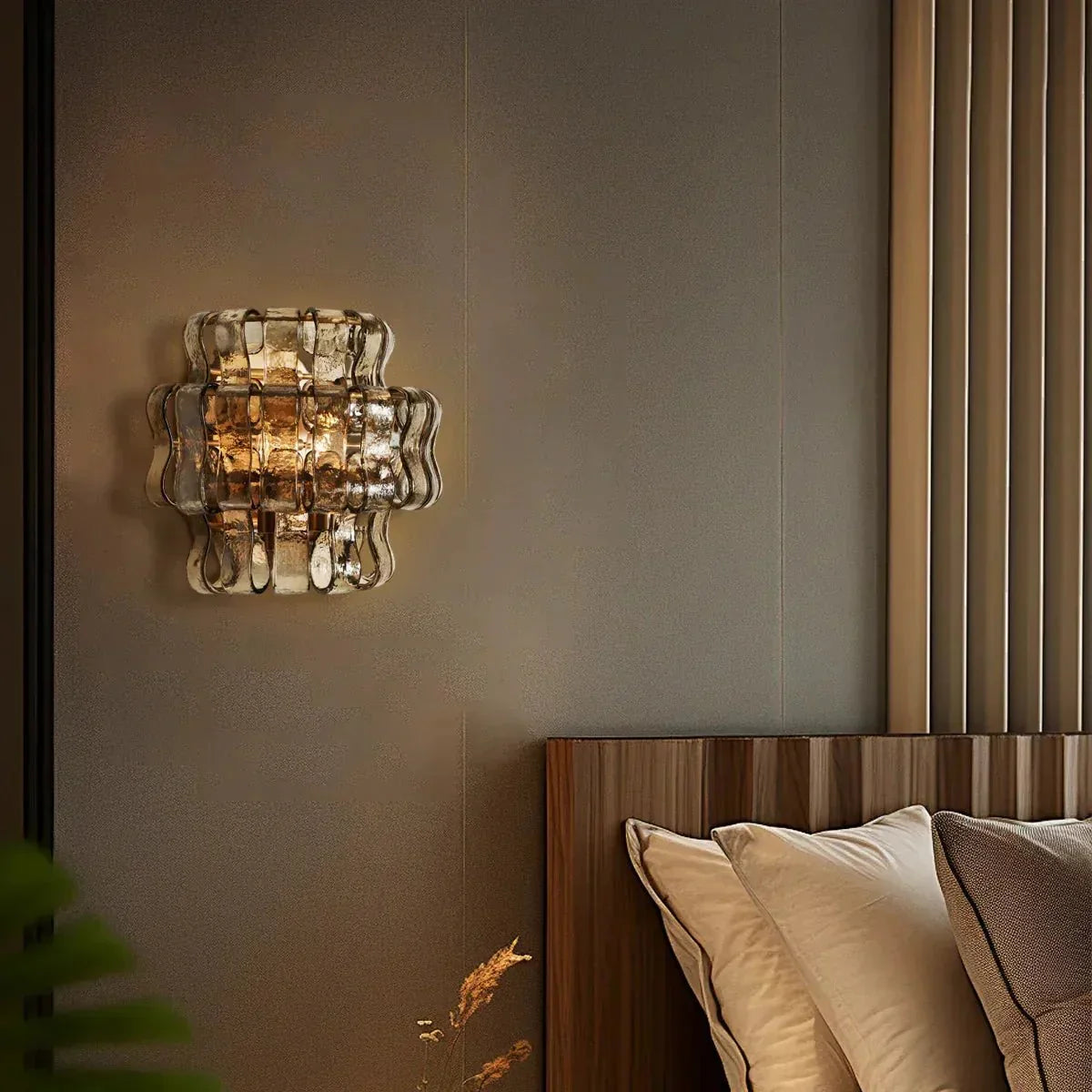Ghiaccio Glass Wall Sconce-Jecanoli