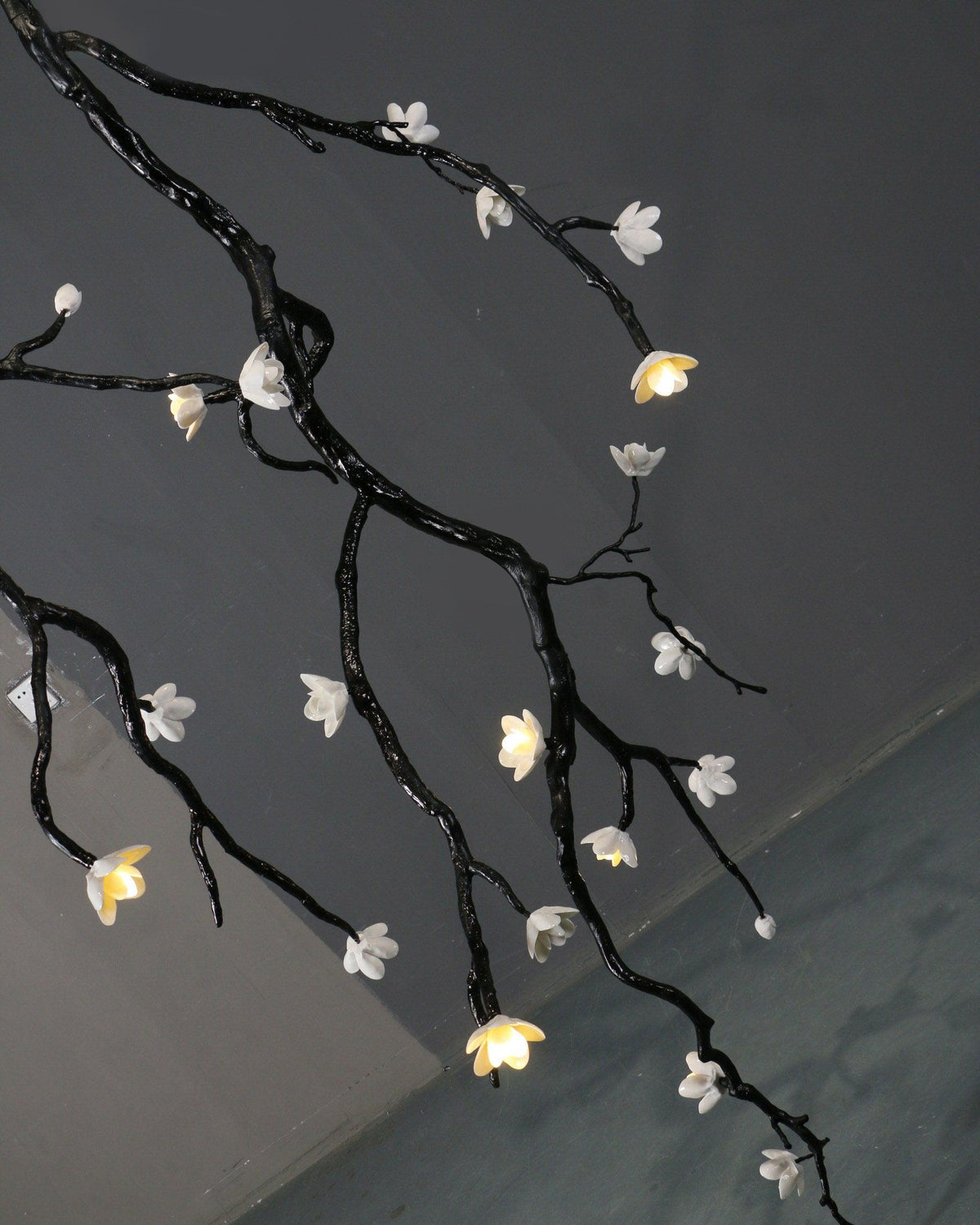 Large Long Branch Flower Chandelier-Jecanoli