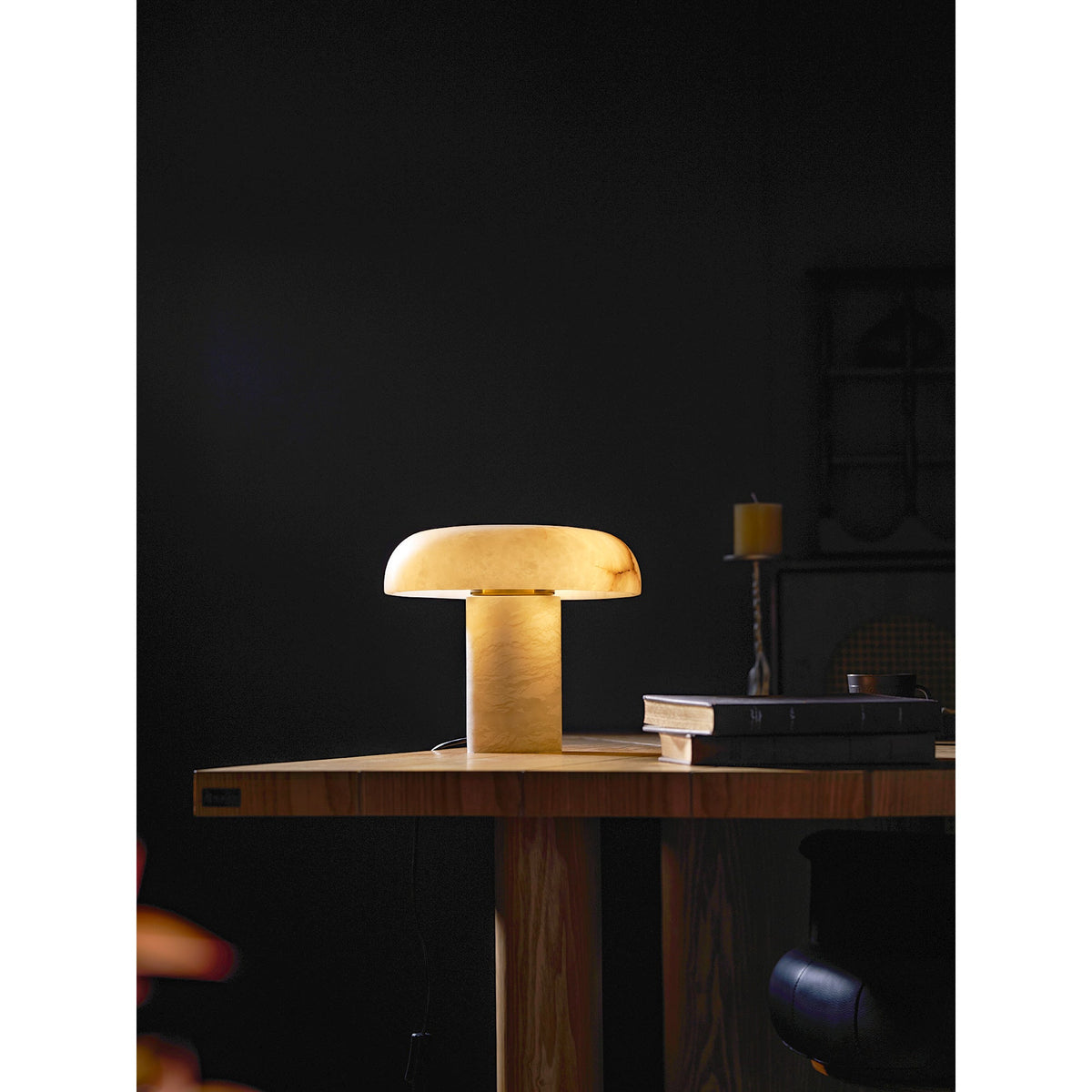 Mushroom Type Alabaster Table Lamp - Vakkerlight
