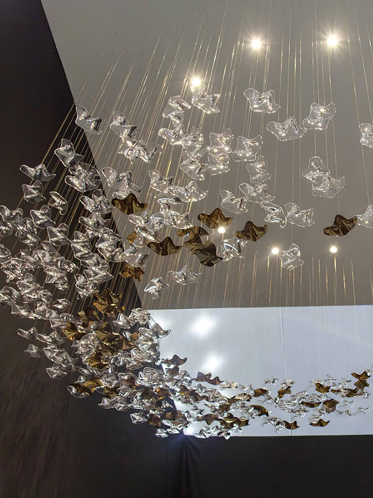 Tidal Art Glass Chandelier (With Canopy) - L 82.7″ x W 23.6″ x H 78.7″Clear & GoldWarm Light - Jecanoli