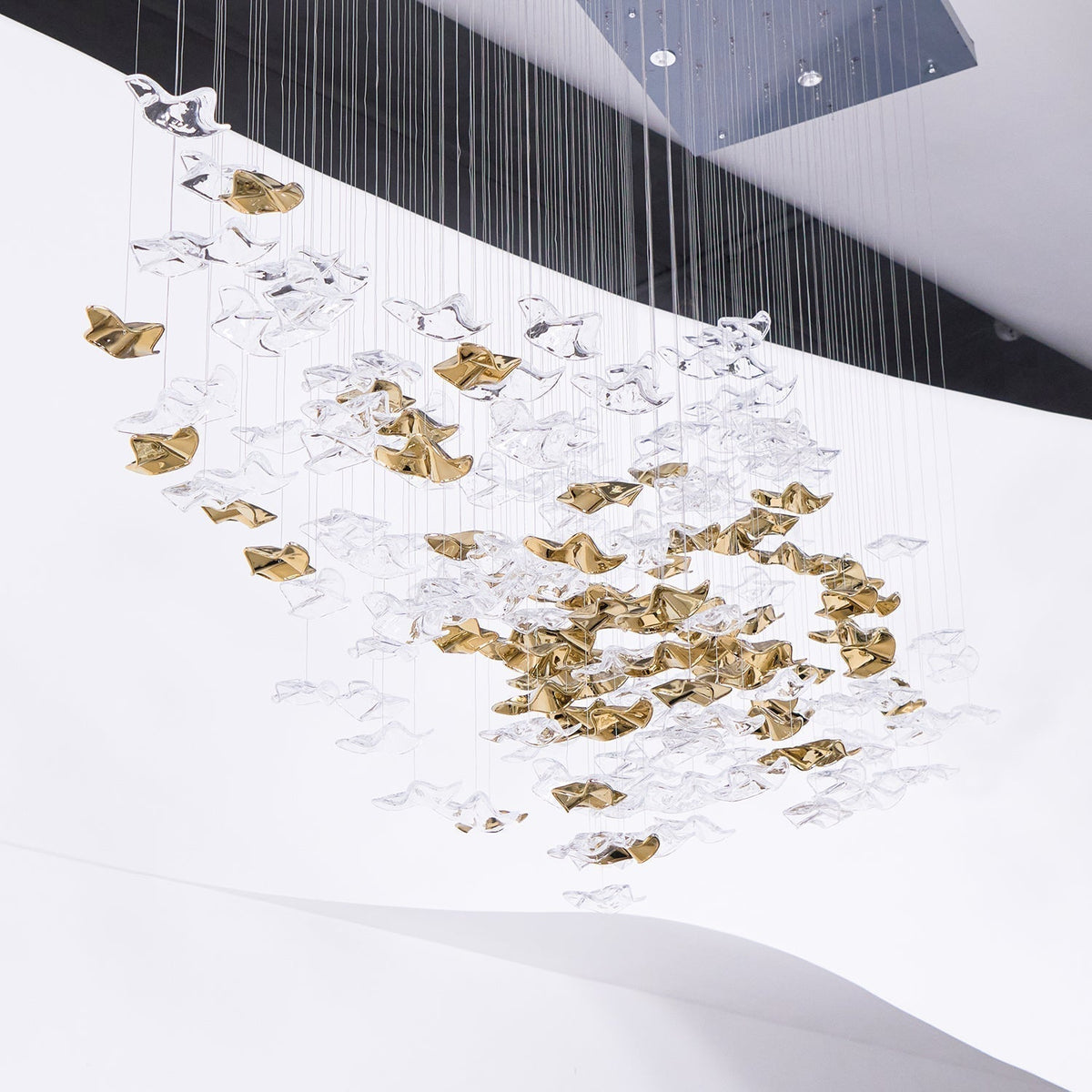 Tidal Art Glass Chandelier (With Canopy) - ∅ 58.3″ x H 118.1″Clear & GoldWarm Light - Jecanoli